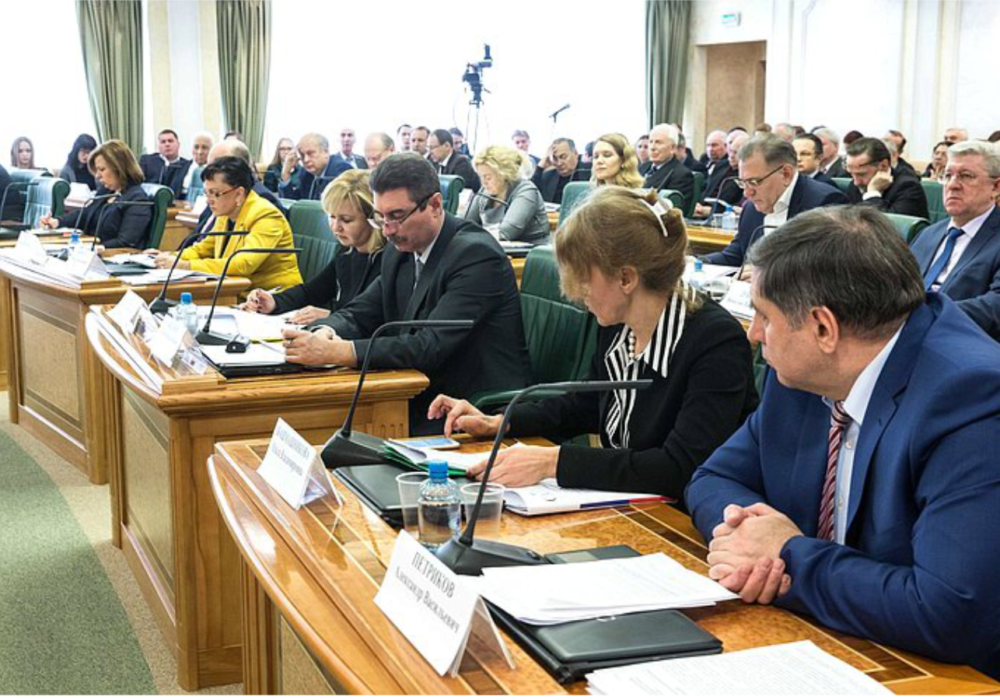 Председатель правления РОО «Содействие» Дубинин В.В. принял участие в Парламентских слушаниях в Совете Федерации РФ.