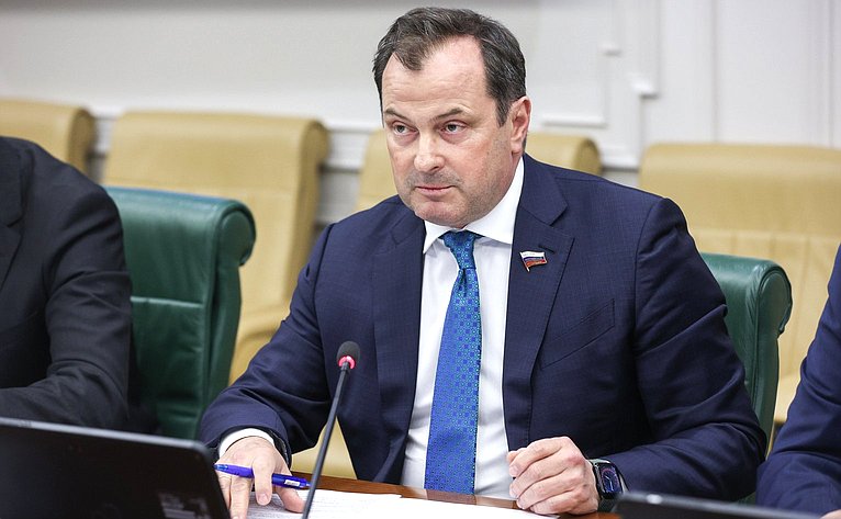 Ю. Федоров: Поддержка газомоторной отрасли в перспективе даст существенный экономический и экологический эффект