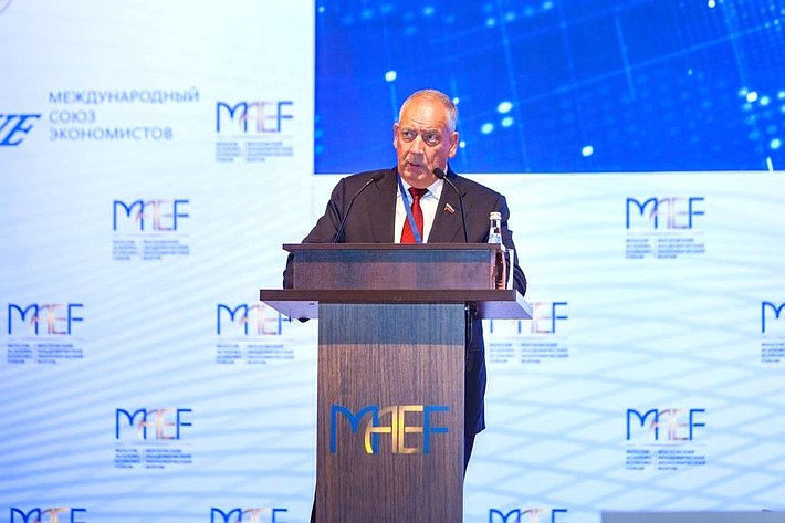 С. Митин: Нам нужна отраслевая программа технологического обновления российского агропромышленного комплекса