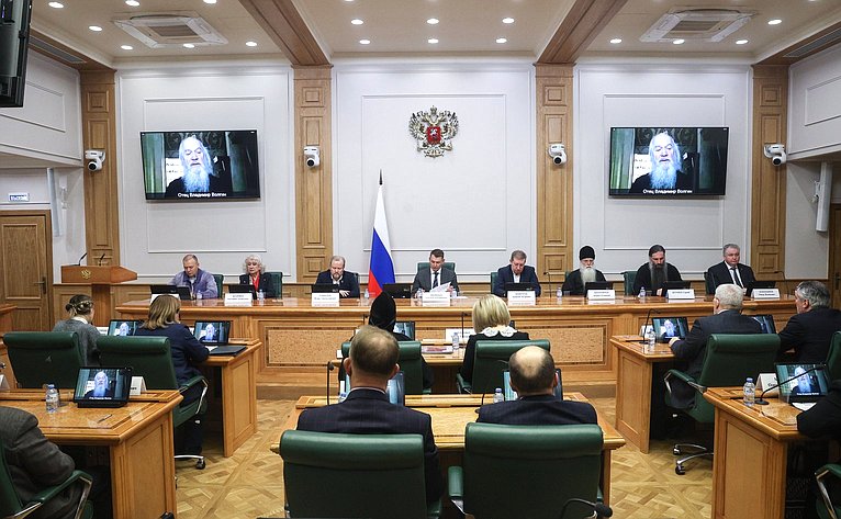 А. Двойных провел заседание Оргкомитета Фестиваля православной культуры и традиций малых городов и сельских поселений Руси